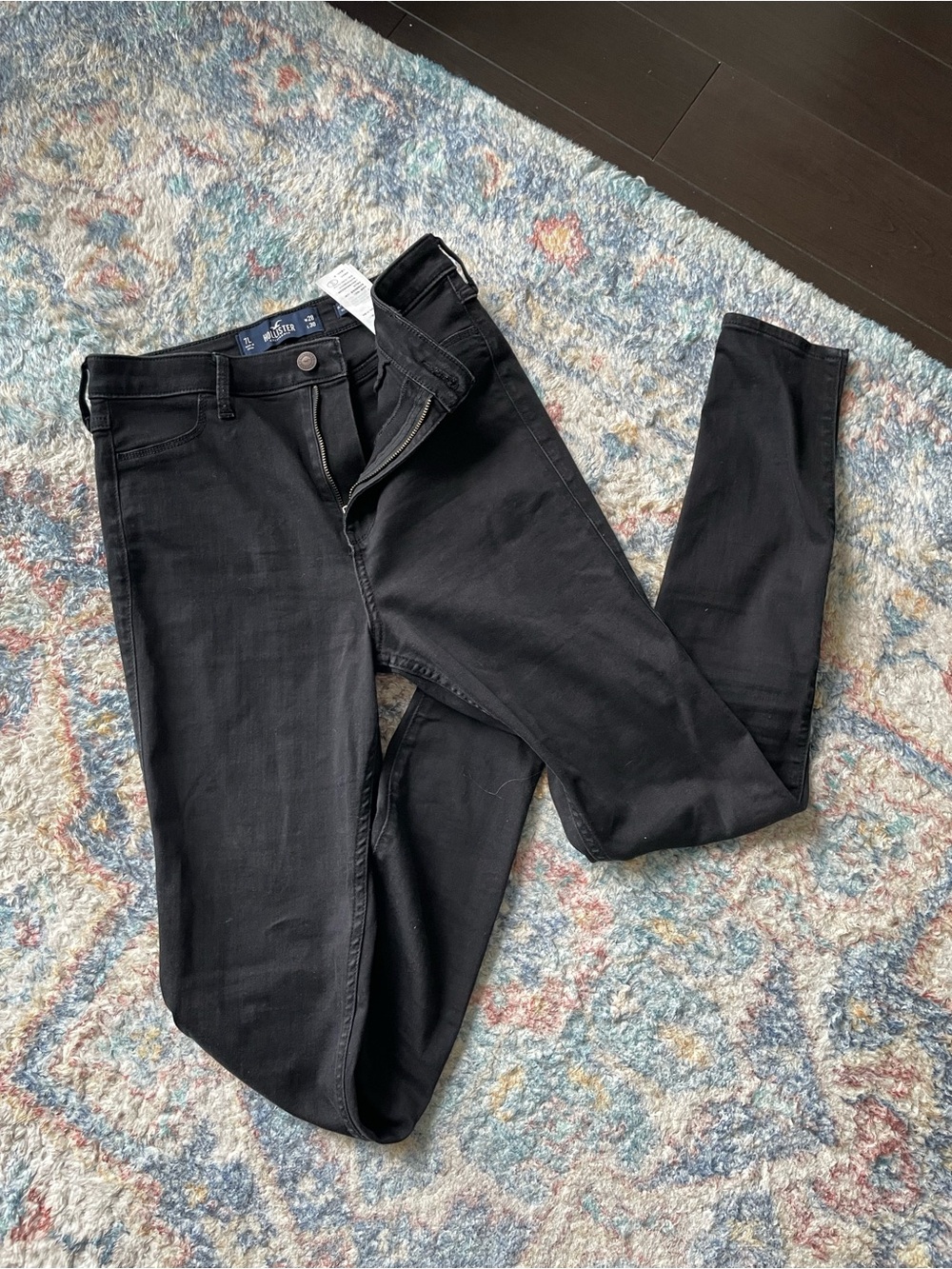 Hollister Black Ultra High Rise Slim Fit Jean Jeggings